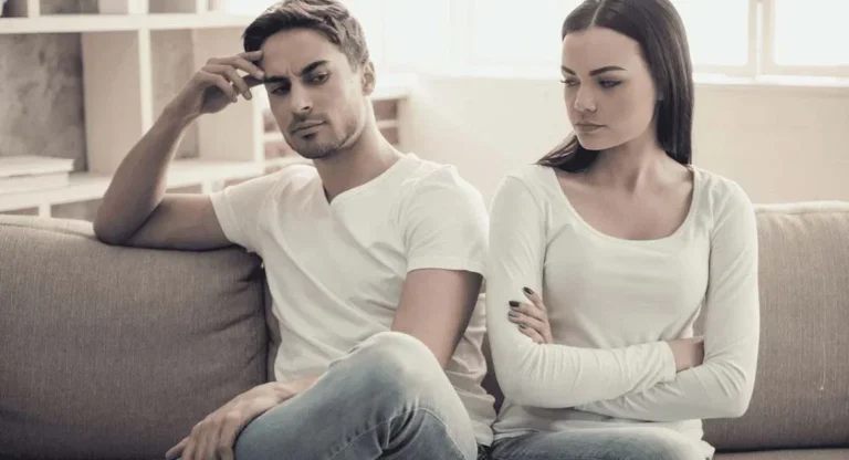 8 Ways You’re Losing A Guy’s Interest Without Even Realizing It