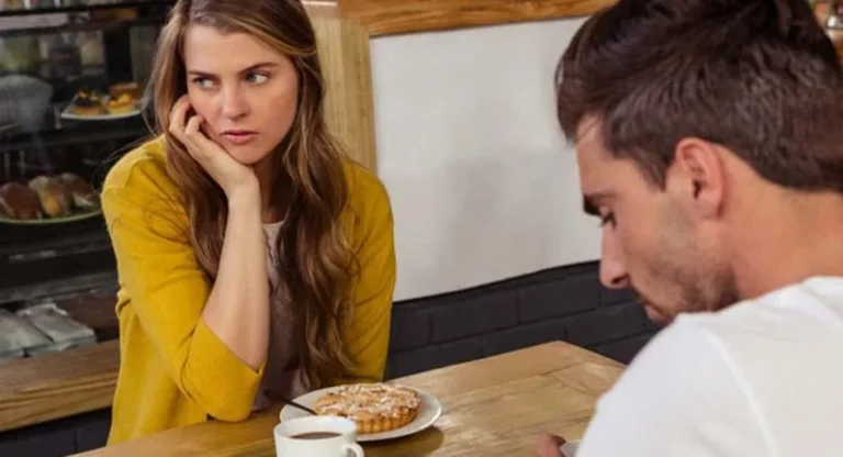  7 Telltale Signs He Is About To Break Up With You