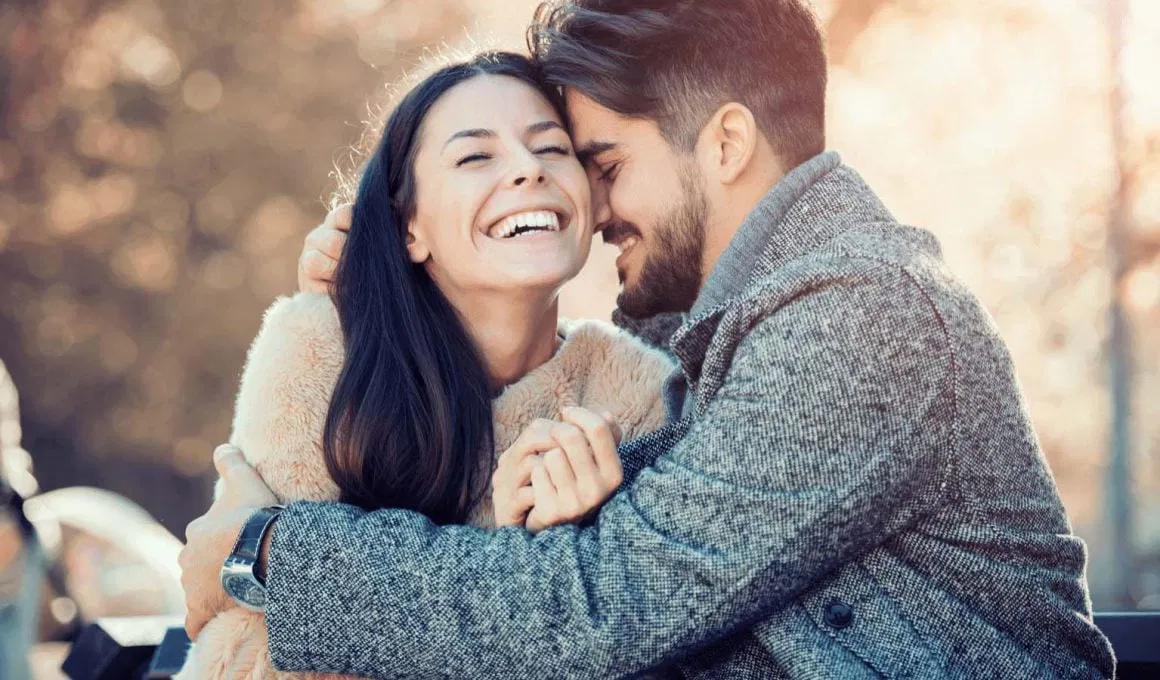 happy couples 5 1160x680 1